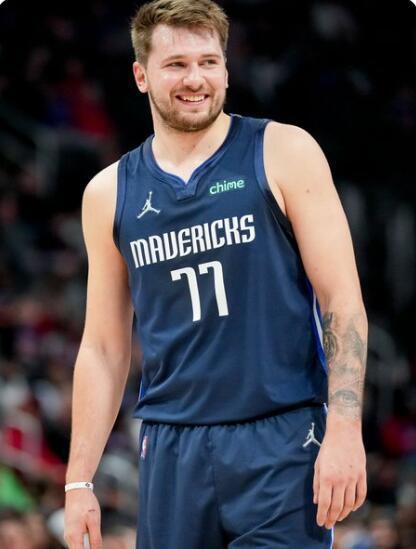 也是赛场上 也是赛场上