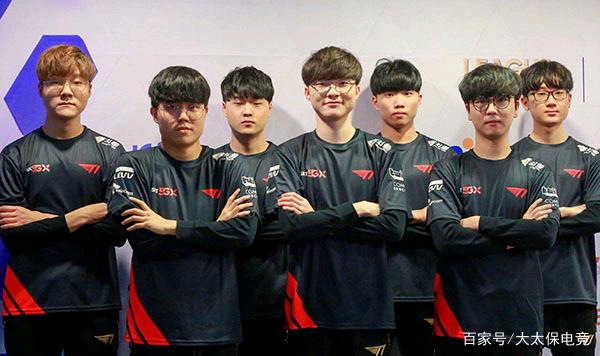 尤其是年轻 尤其是年轻