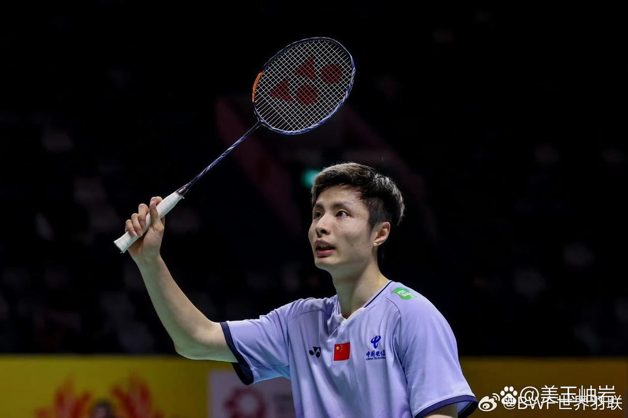 关于他们与 关于他们与