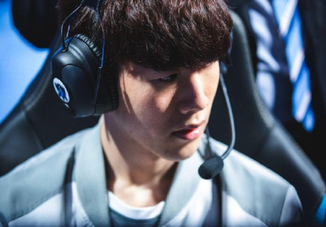 他的跑位不 他的跑位不