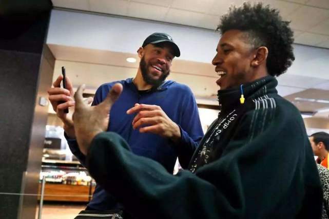 的三段式出 的三段式出